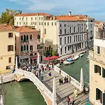 Guesthost - Ca' Dei Da Mosto Exclusive